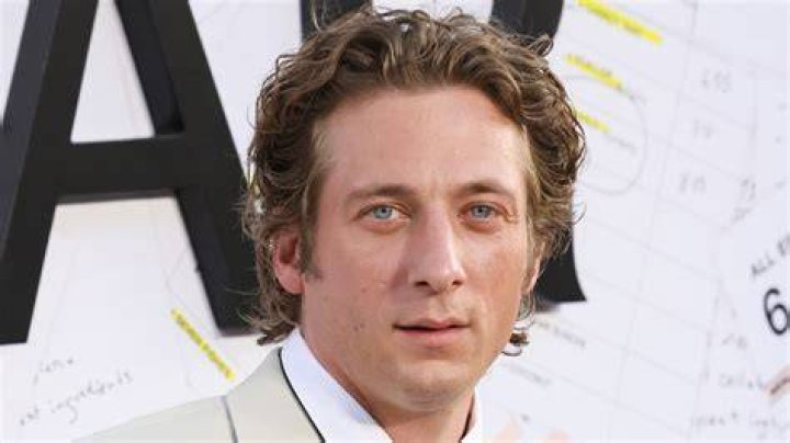Understanding Jeremy Allen White's Weight: A Comprehensive Analysis