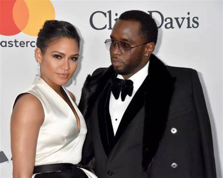 Unstoppable Duo: Beyonc Joins Forces with P. Diddy in Electrifying Collaboration