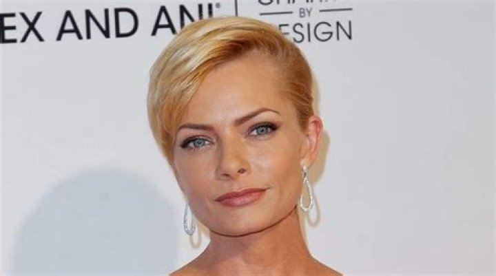 Unveiling Jaime Pressly Measurements: A Glimpse into Her Life and Career