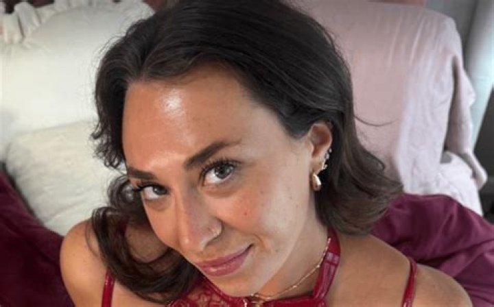 Unveiling the Allure of OnlyFans: A Deep Dive into Jasi Bae's Journey