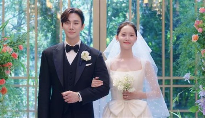 Unveiling the Charismatic Journey of Park Eun-bin
