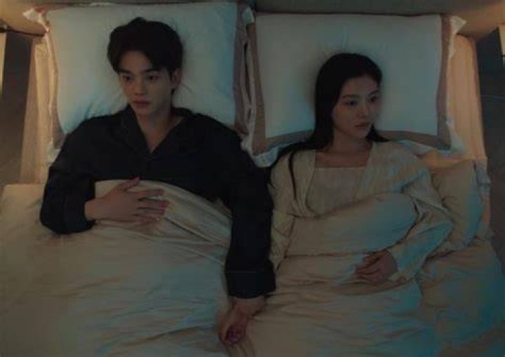 Unveiling the Intrigues of Kim Yoo-jung's Relationships