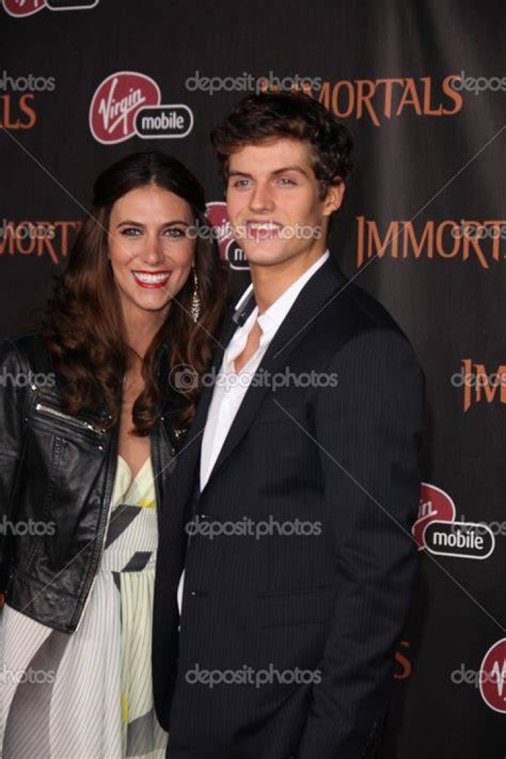 Unveiling the Mystery: Who is Daniel Sharman's Wife?