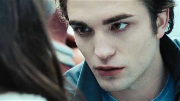 Unveiling the Renowned Edward Cullen: The Face of the Twilight Saga