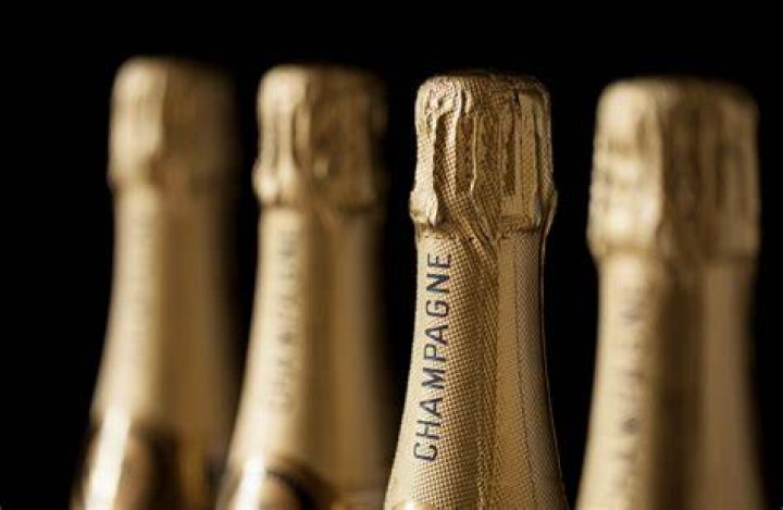 What Does Champagne Confetti Mean? Exploring the Symbolism and Significance