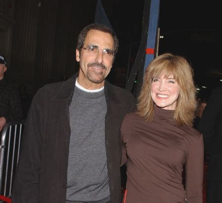 Where Does Crystal Bernard Live Now? Exploring the Life of the Beloved Actress