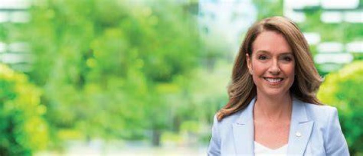Who Is Kellie Martin's Spouse?