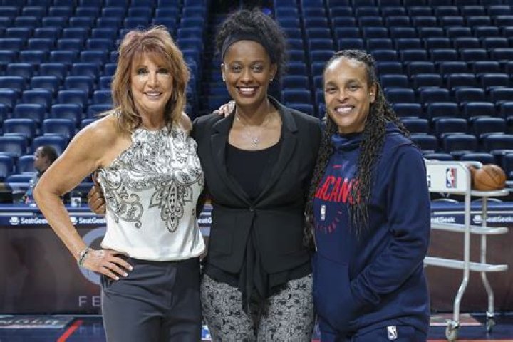 Who Was Teresa Weatherspoon's Wife: A Look into the Life of a WNBA Legend
